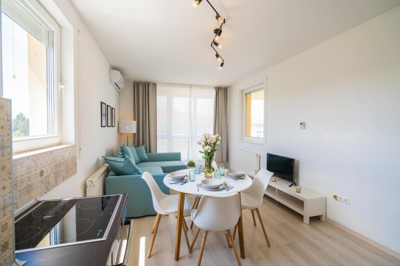 Myflat Golden Coast Panorama Apartment ชิโอฟก ภายนอก รูปภาพ